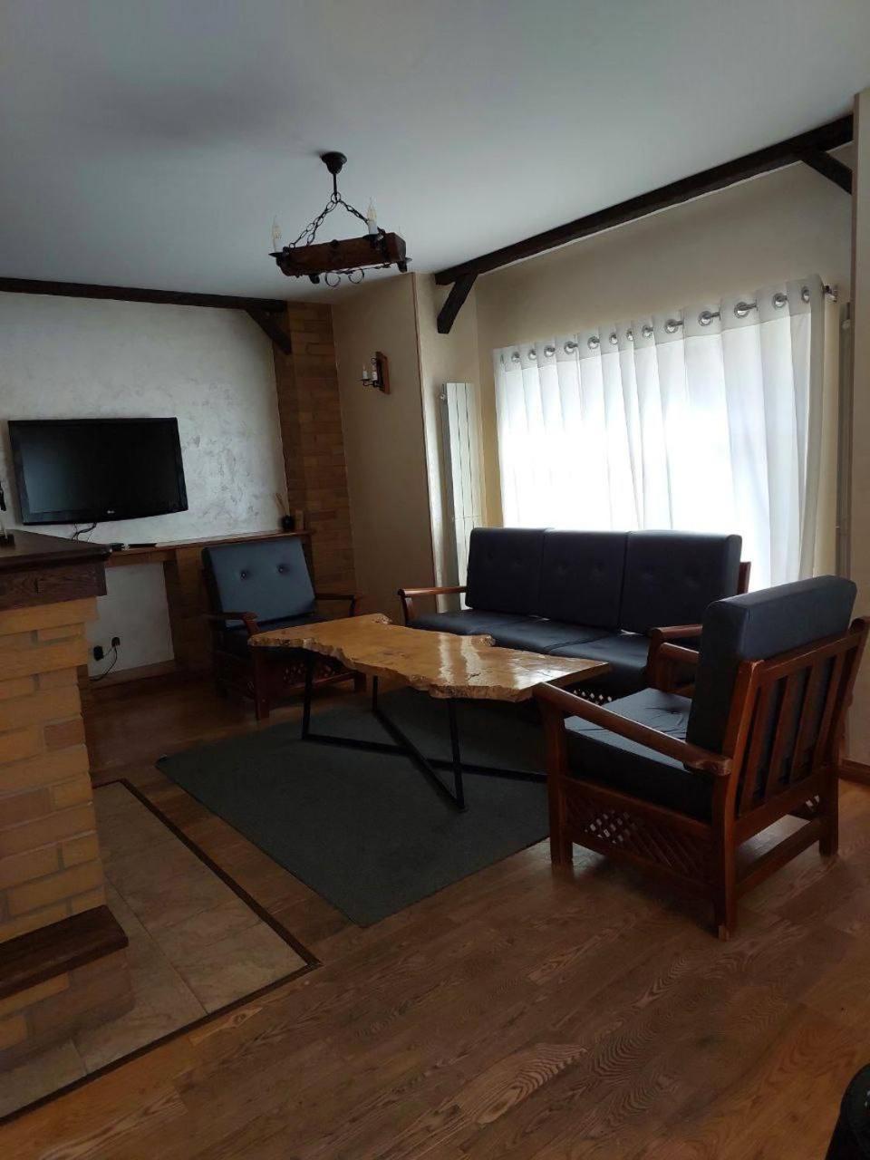Villa Hills Chimgan ภายนอก รูปภาพ